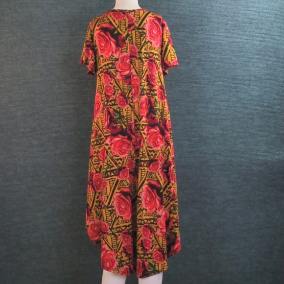 Lula Roe Carly High-Low A Frame Dress Bold And Colorful Roses Pattern - Picture 4 of 10